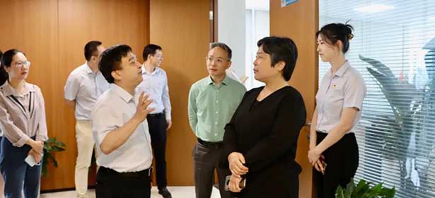 物產中大集團黨委委員、監(jiān)事長駱敏華率隊赴寧波公司開展主題教育調研